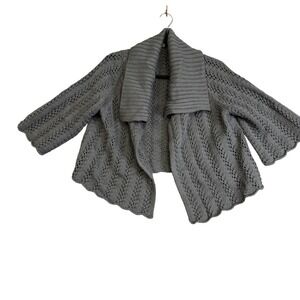Saks Fifth Avenue Signature Sweater Womens Large‎ Gray Merino Wool Shawl Shrug